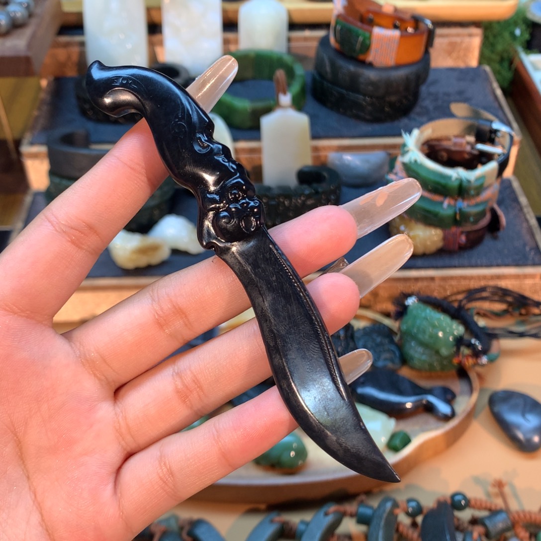 和田玉（糖玉）未镶嵌挂件