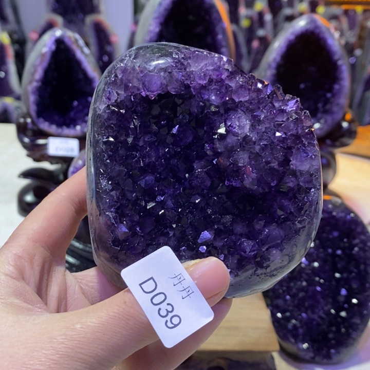 水晶摆件未镶嵌摆件