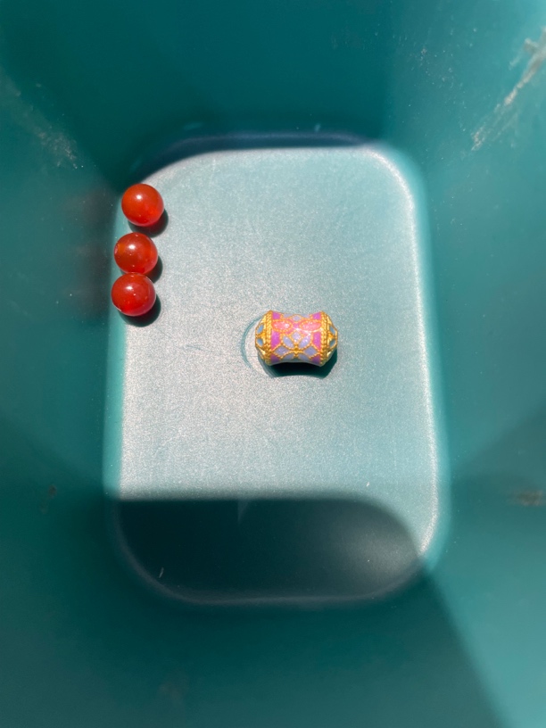                足金a1    加 玛 瑙
