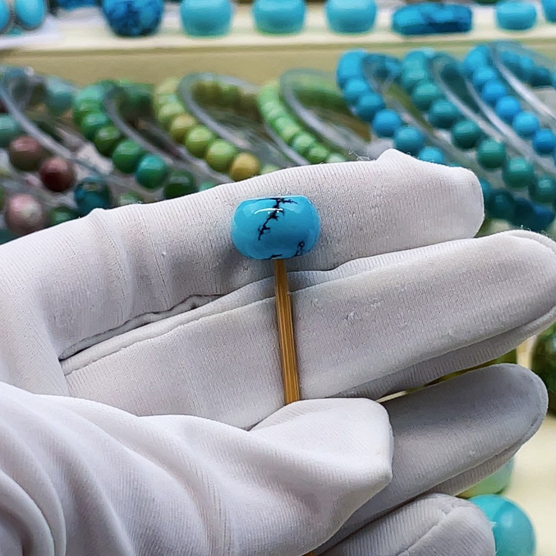 绿松石未镶嵌挂件