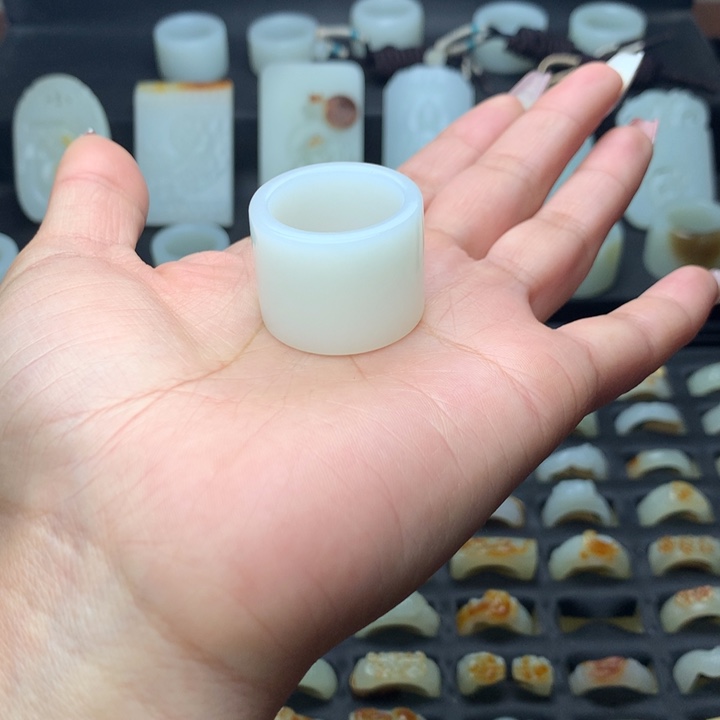 和田玉手链未镶嵌天**愿