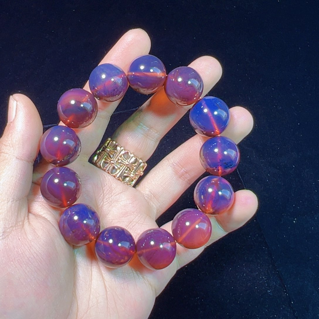 琥珀裸石未镶嵌琥珀