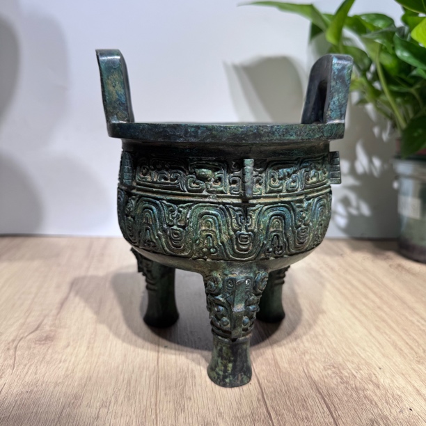 仿西周大克鼎青铜鼎，高18厘米博古架，纯铜材质，家居摆件