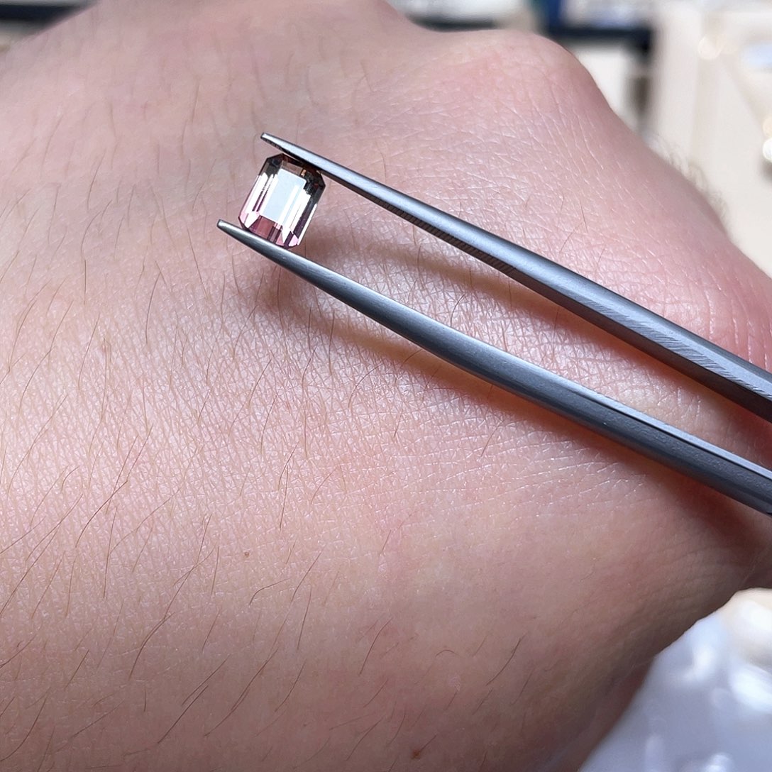 碧玺珠宝半成品未镶嵌0.77CT