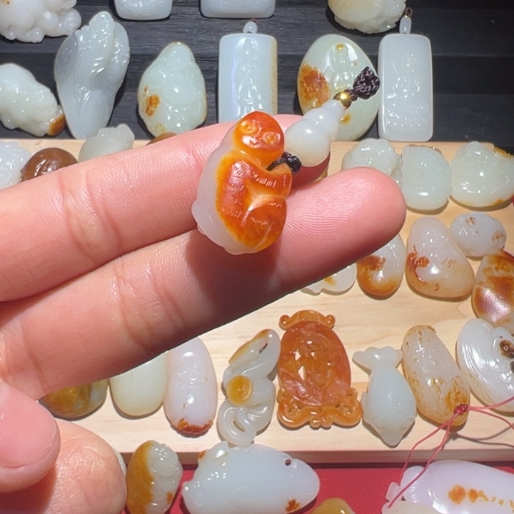 和田玉挂件未镶嵌成*