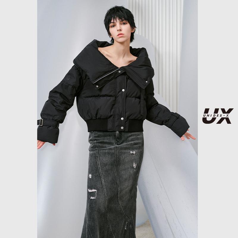 UX艺术联名大翻领羽绒外套