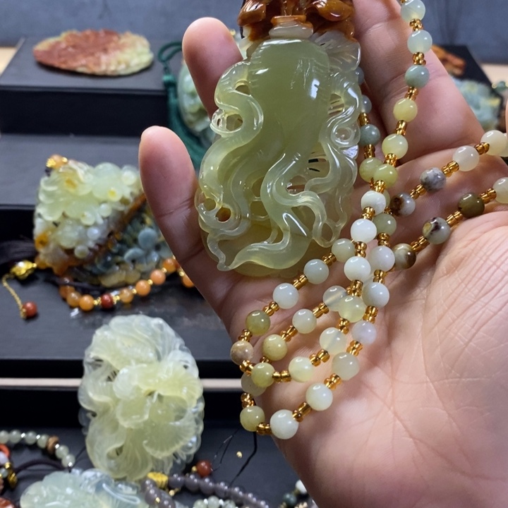 岫玉未镶嵌项链毛衣链