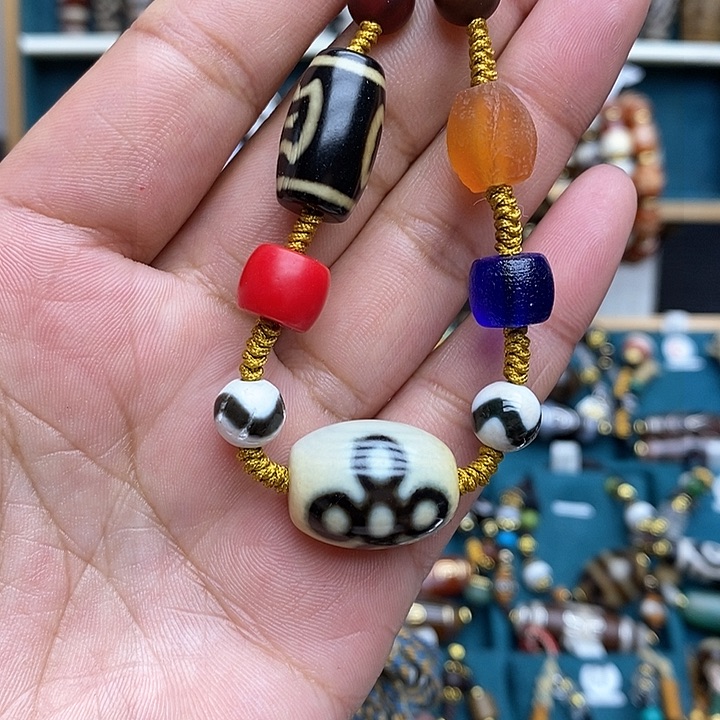 玛瑙/玉髓颈饰合金