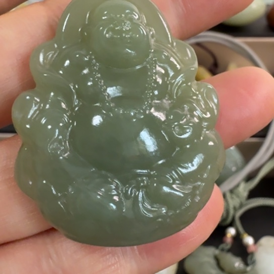 和田玉（糖玉）未镶嵌颈饰