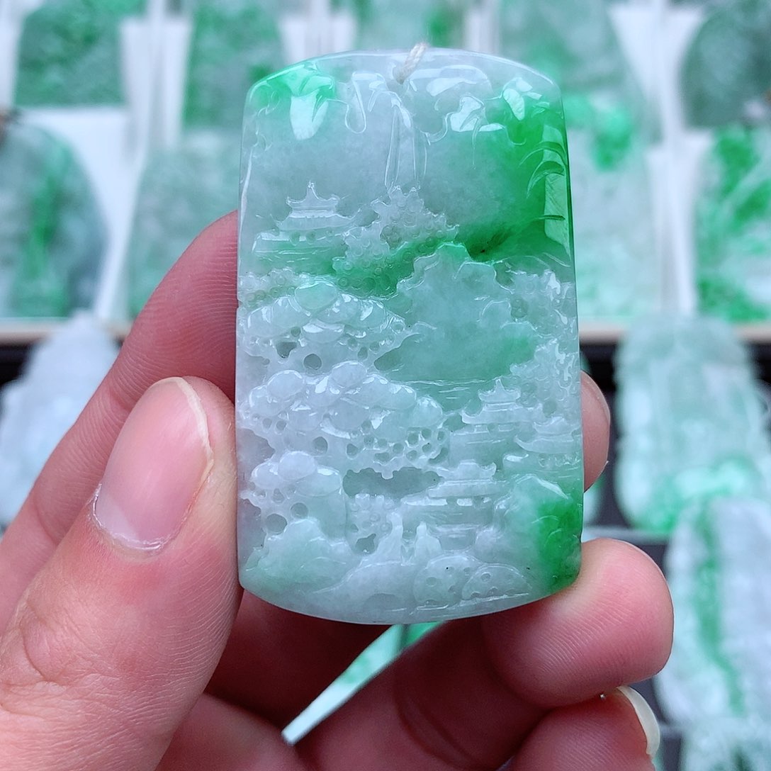 翡翠颈饰未镶嵌兰*翡翠吊坠