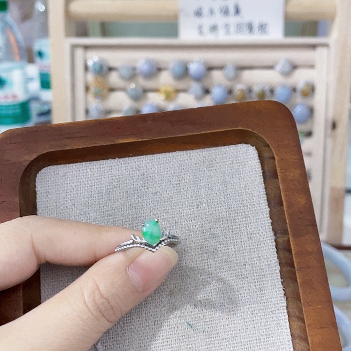 翡翠未镶嵌颈饰天然翡翠Ａ货