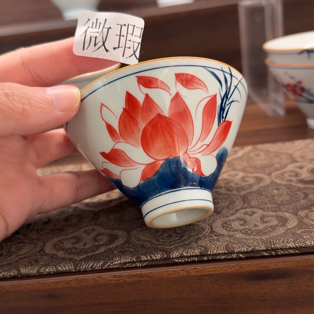 釉下手绘茶具微瑕