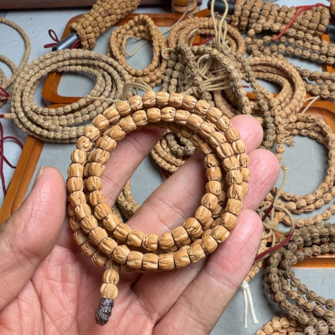 ****辰柏香籽/百香籽吊坠