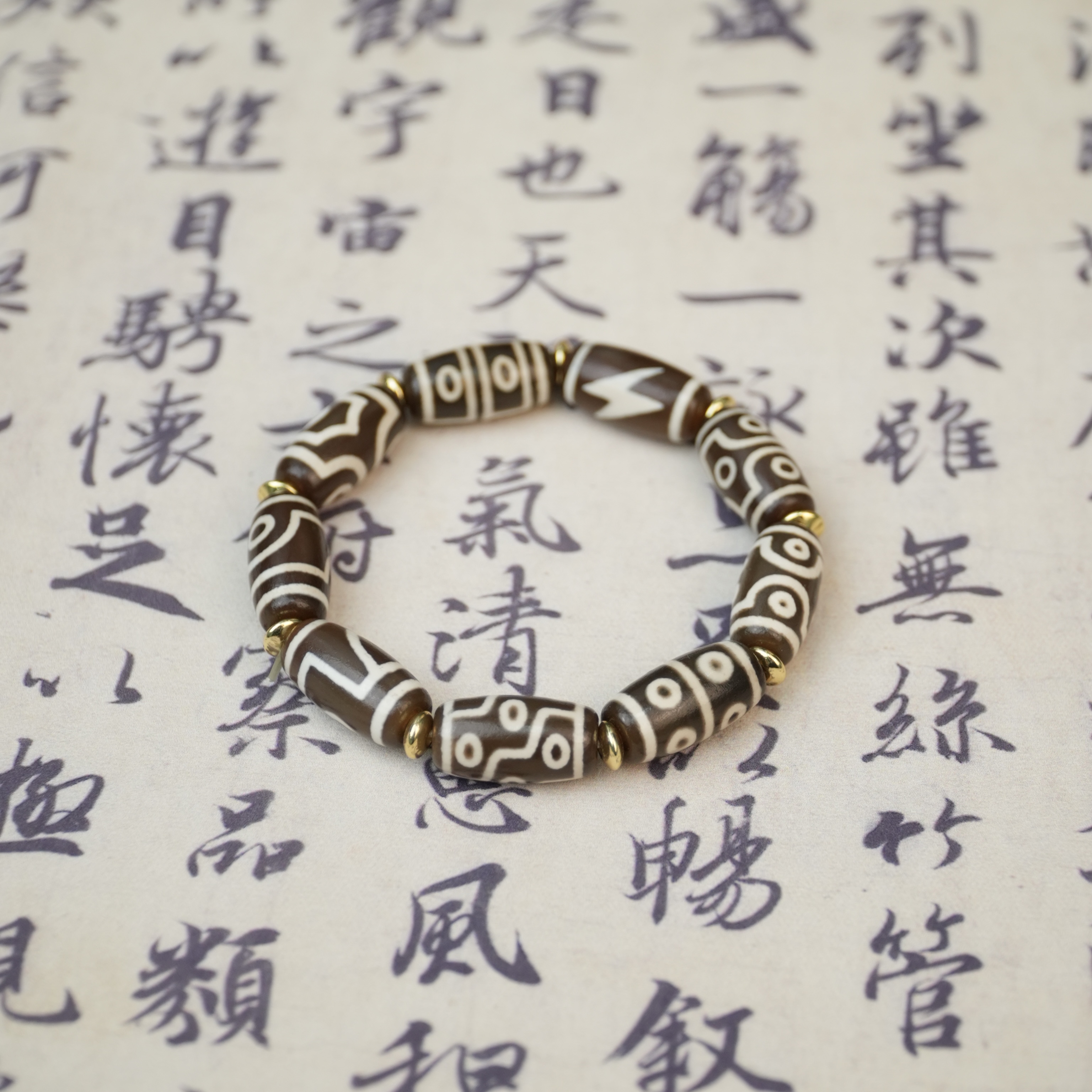 【明珠璀璨】藏珠牙黄一到九眼全家福多宝手串 全品满包浆满风化