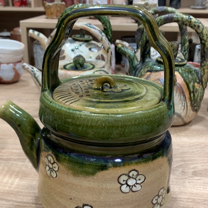 听**风绿织布水柱不退不换