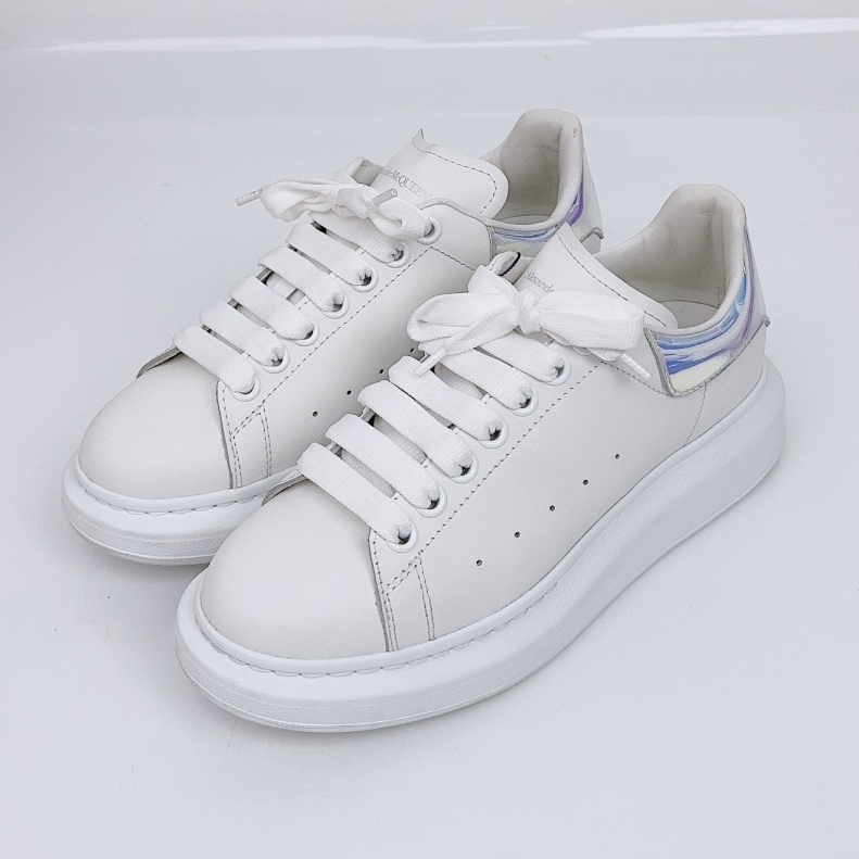 99新 YSL/圣罗兰 38.5码/Mcq/麦昆 镭射尾小白鞋/98新/ff0074