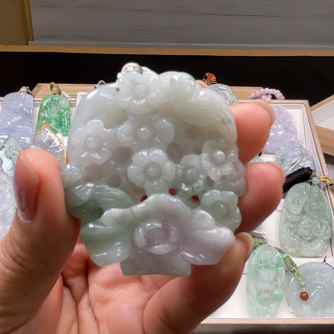 翡翠吊坠(不含链)未镶嵌