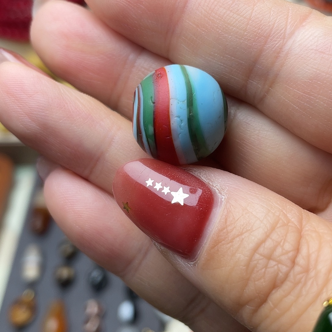 琉璃/树脂/塑料类