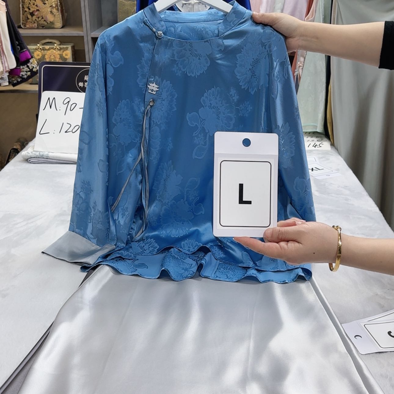 【闪购商品】织绣潍*仁非遗传承人等多项