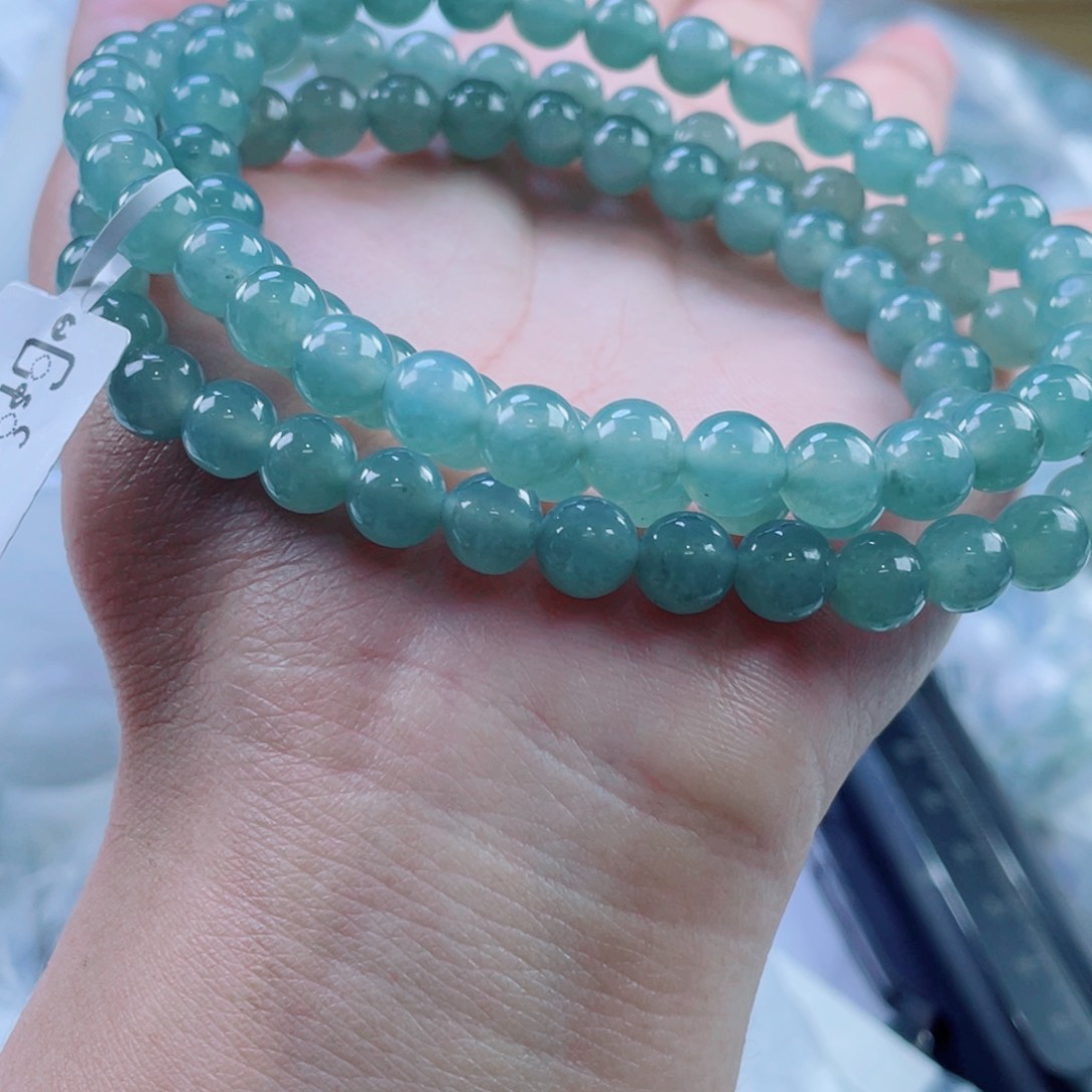 定制翡翠未镶嵌珠串