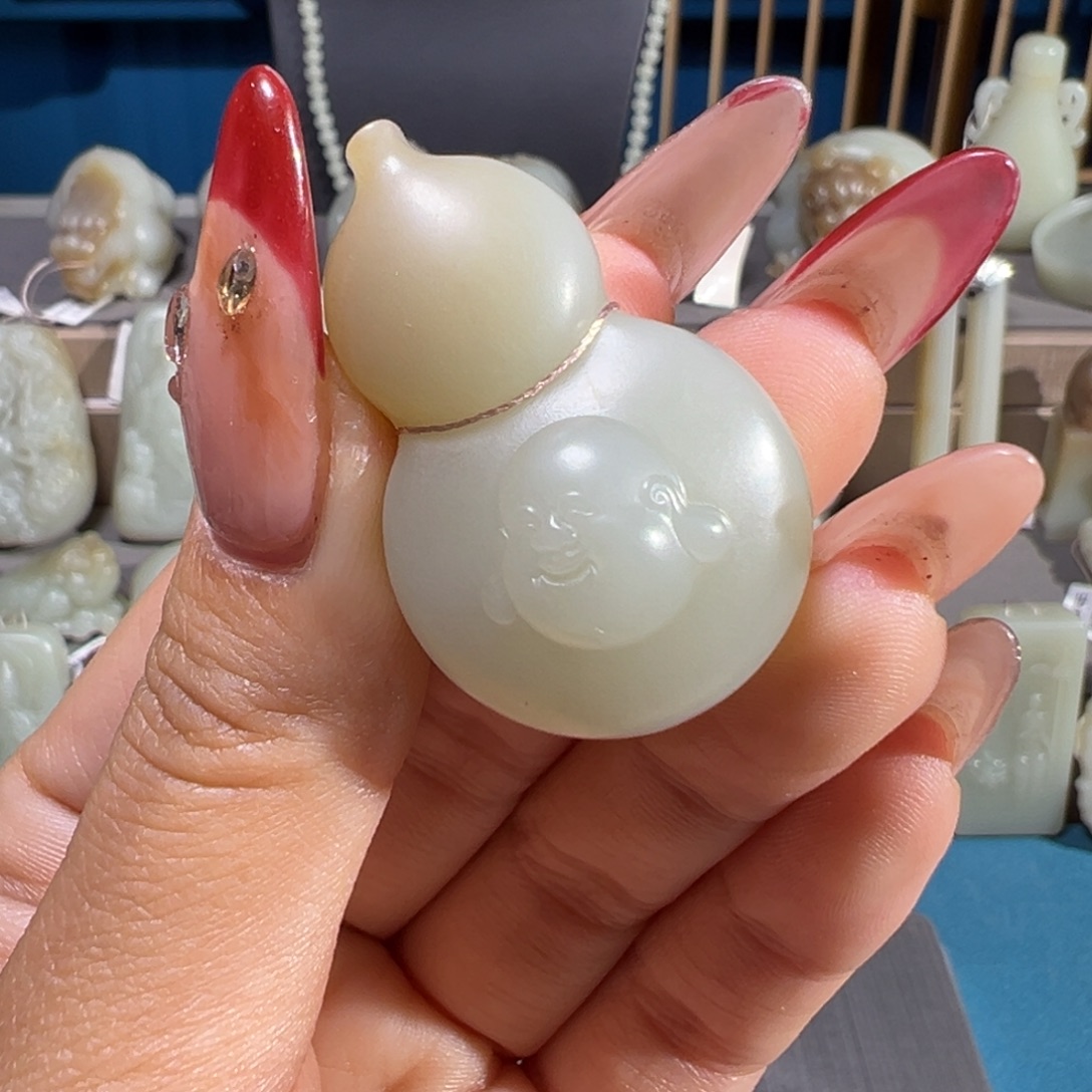 和田玉（糖玉）未镶嵌颈饰