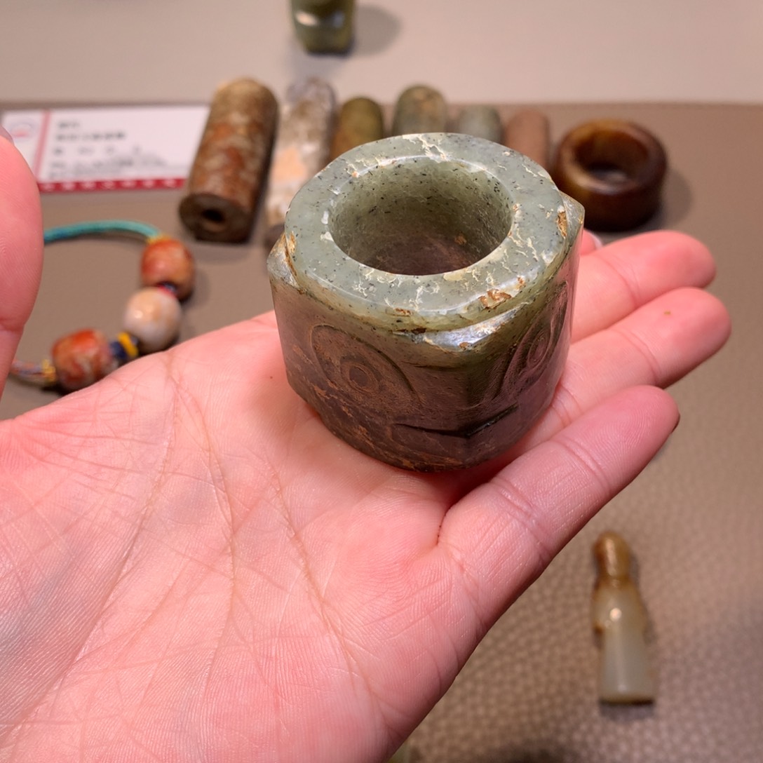 和田玉（糖玉）颈饰未镶嵌四*