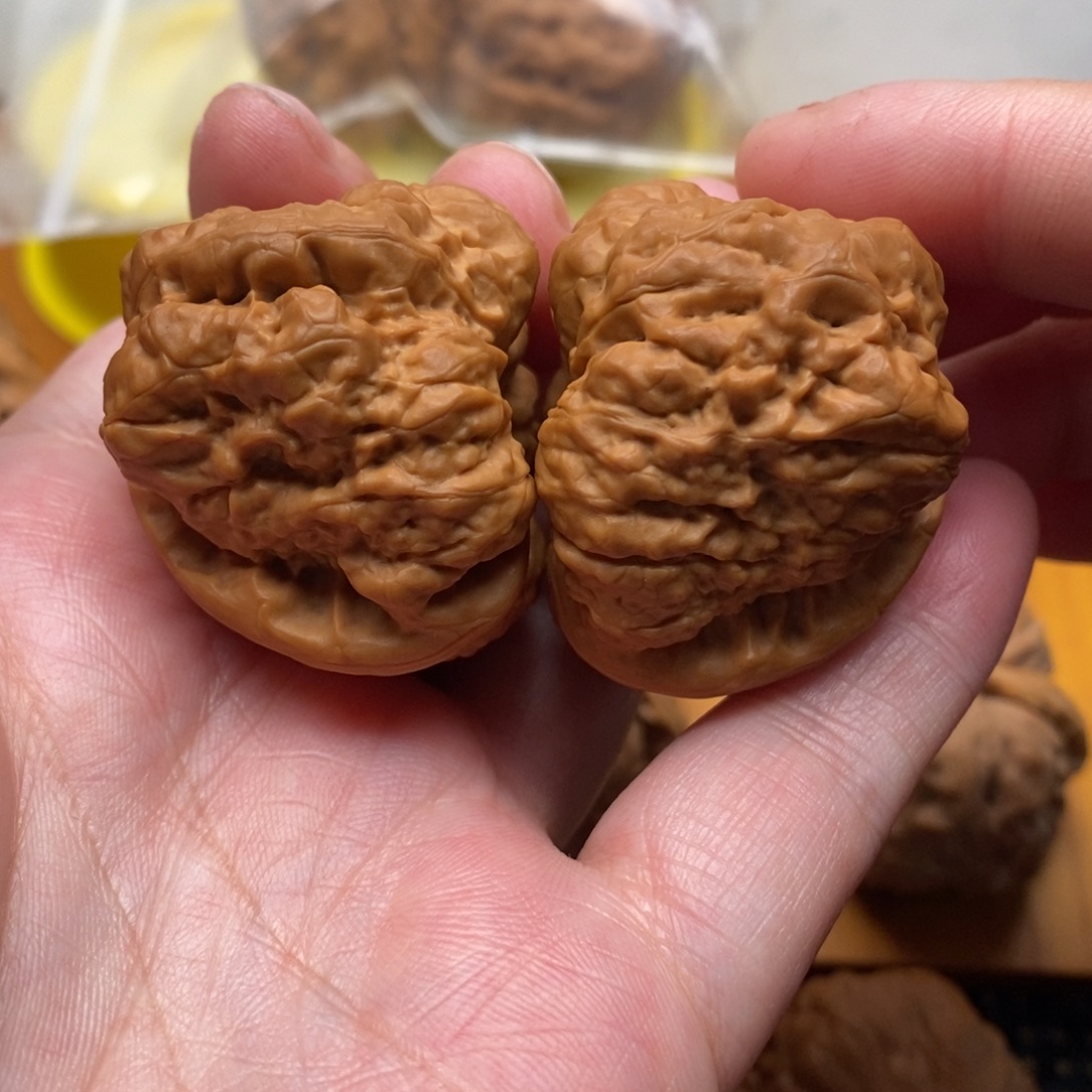 把件文玩核桃三角边38左右