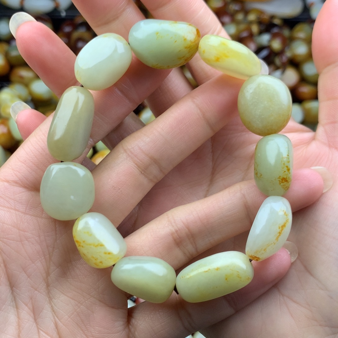 和田玉未镶嵌手链