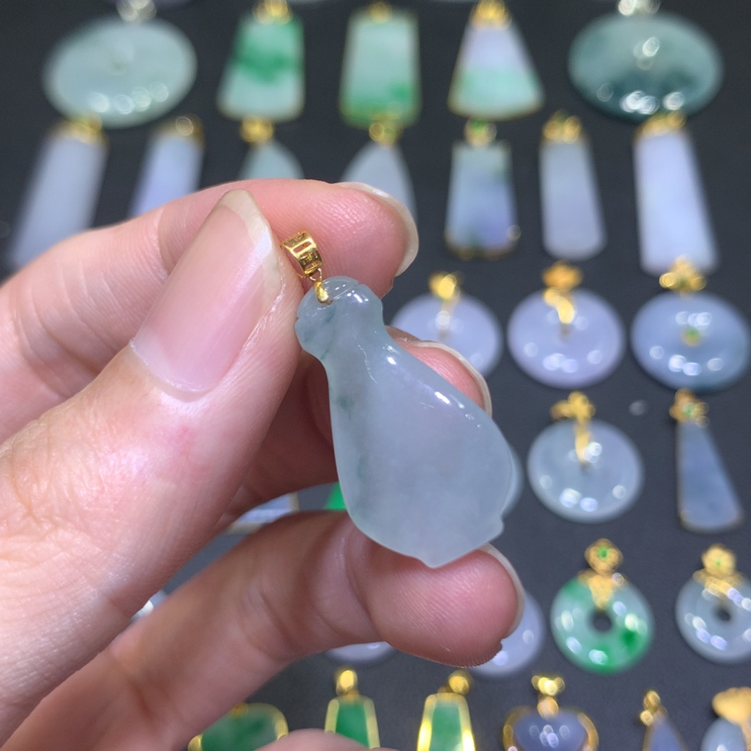 翡翠18K金镶嵌吊坠(不含链)