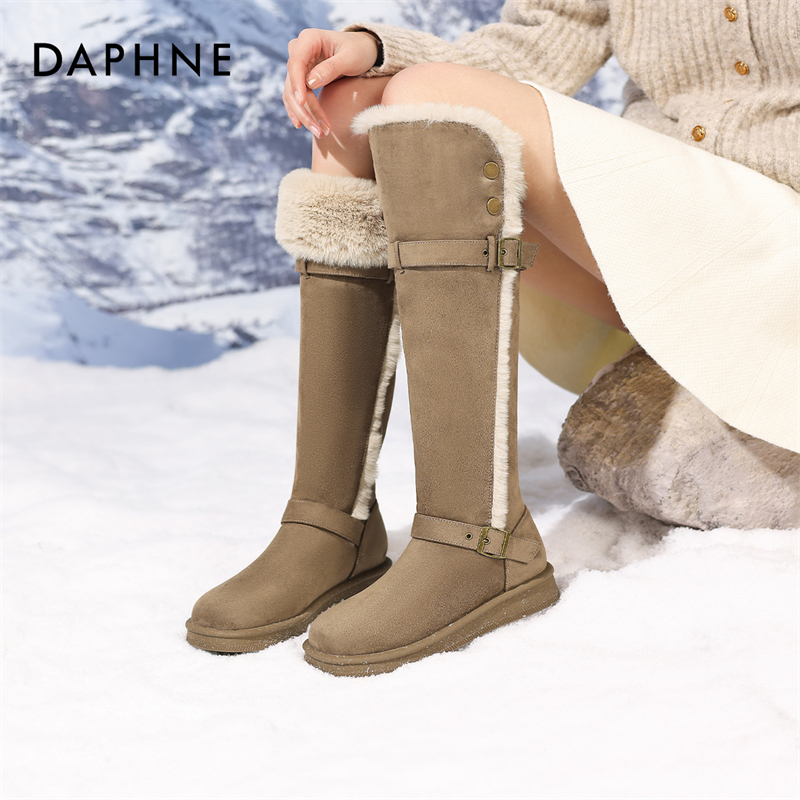 达芙妮皮毛一体雪地靴女2025新款秋冬加绒加厚长筒靴防水外穿棉鞋