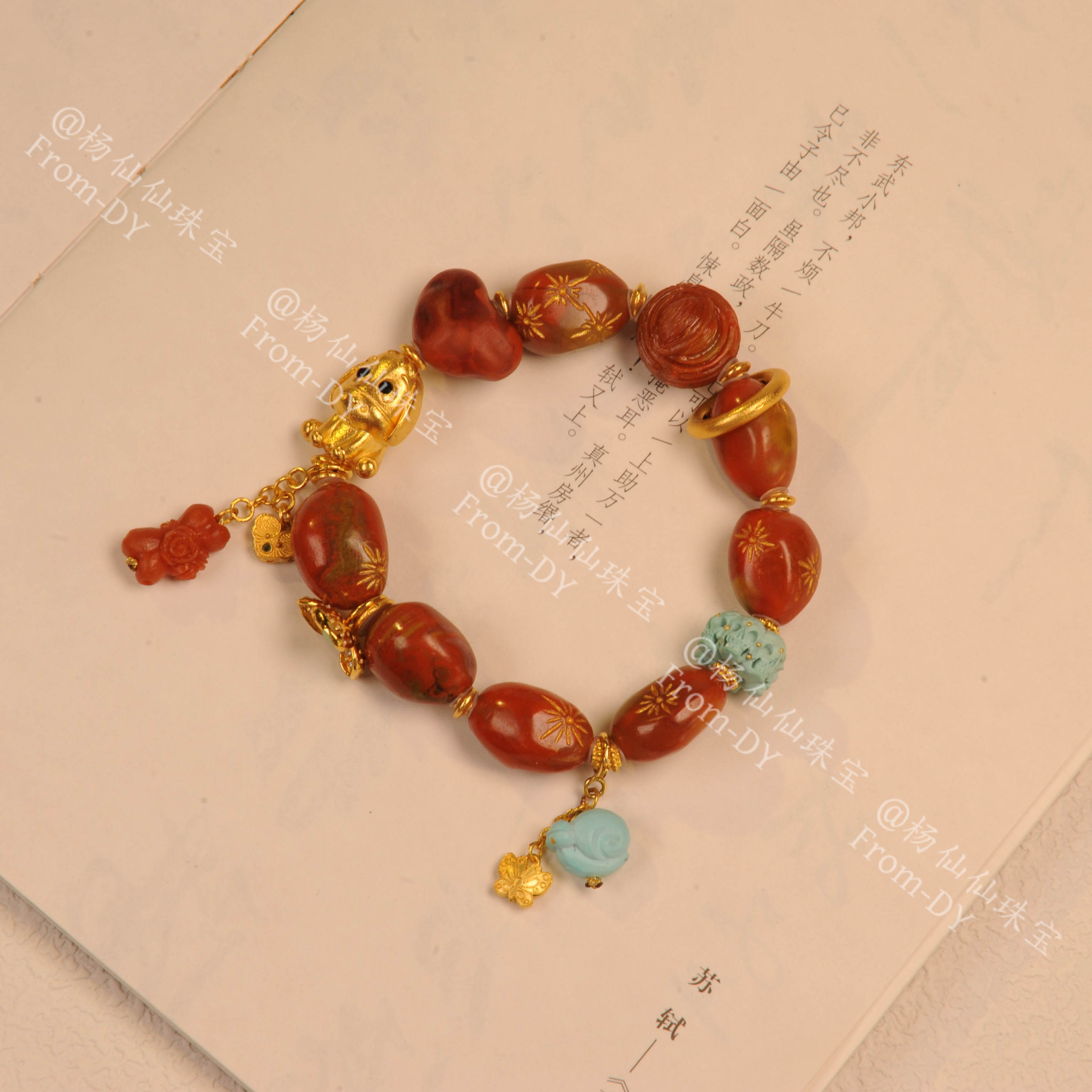 【杨仙仙珠宝】18K金镶嵌南红多宝手串-A2956