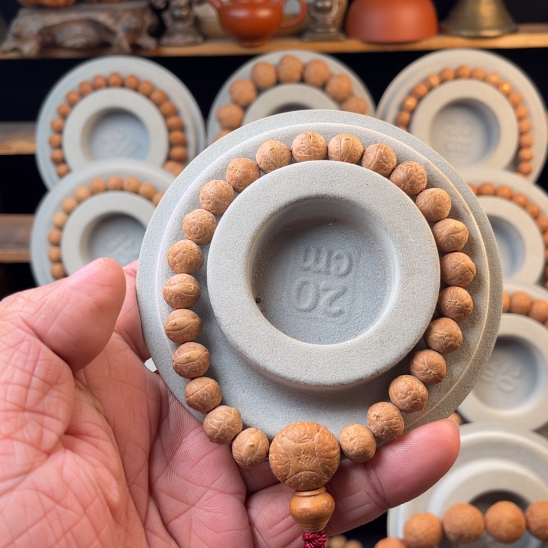 凤眼菩提吊坠疯*觉104-10.6果冻皮玉化皮同树籽矮桩头货