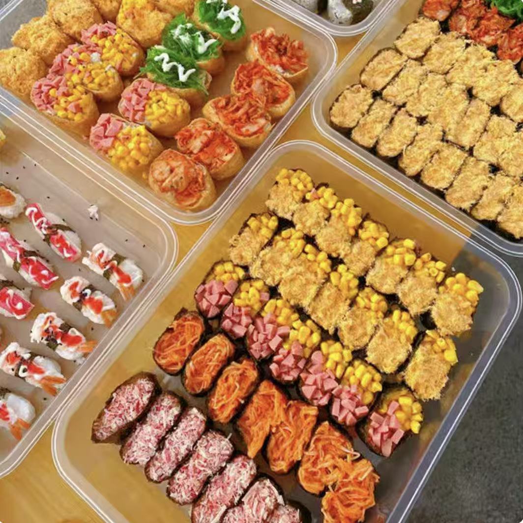 塑料透明方盘一元寿司陈列摆放托盘带盖摆摊冰粉盒提拉米苏磨具盘