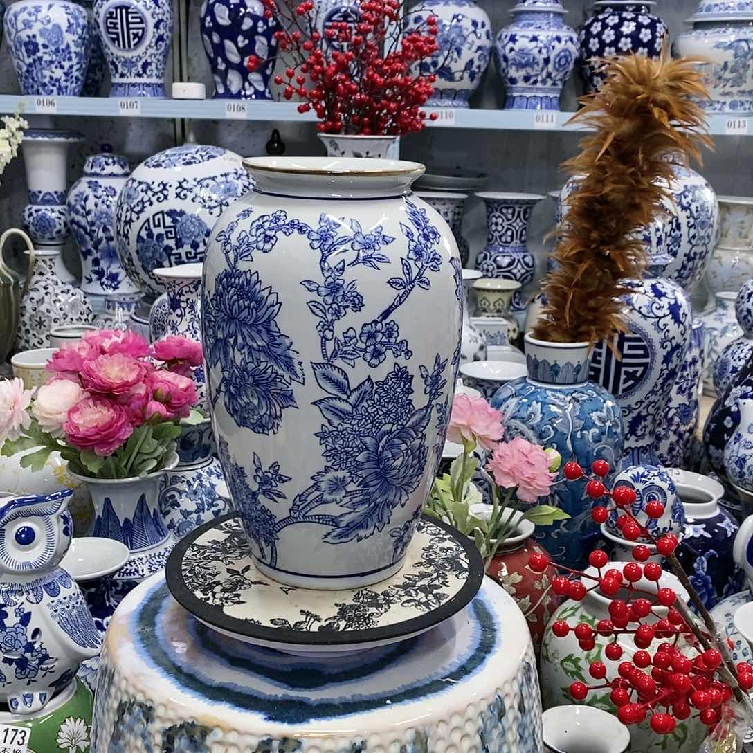 【闪购商品】摆件微瑕萝卜瓶…………………………