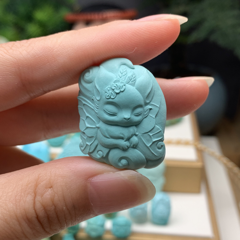 天然原矿无水无油绿松石九尾狐配饰吊坠尺寸23✖️28.5✖️10.8