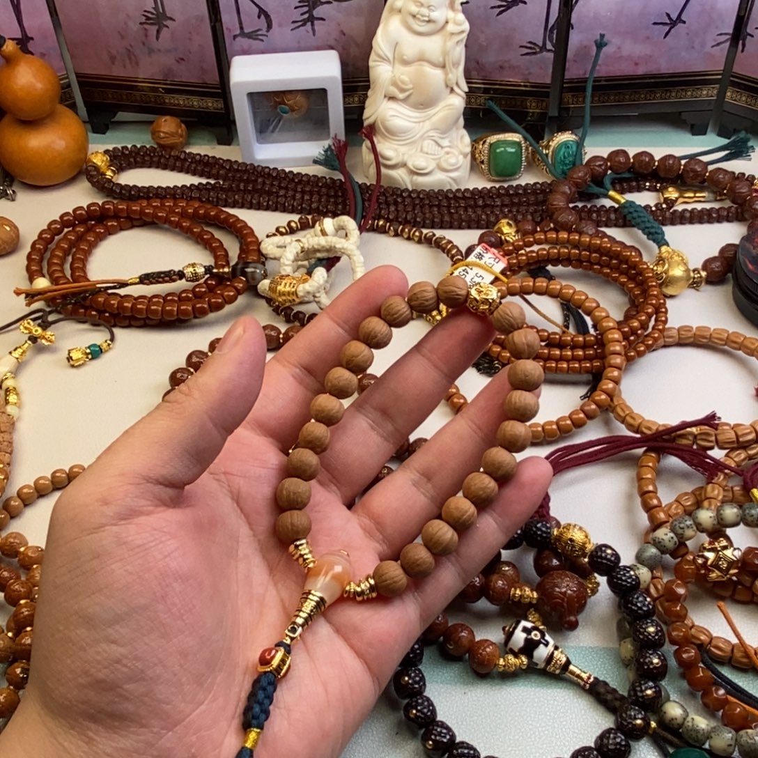 吊坠猴头核桃。。。。。。。。。。。。