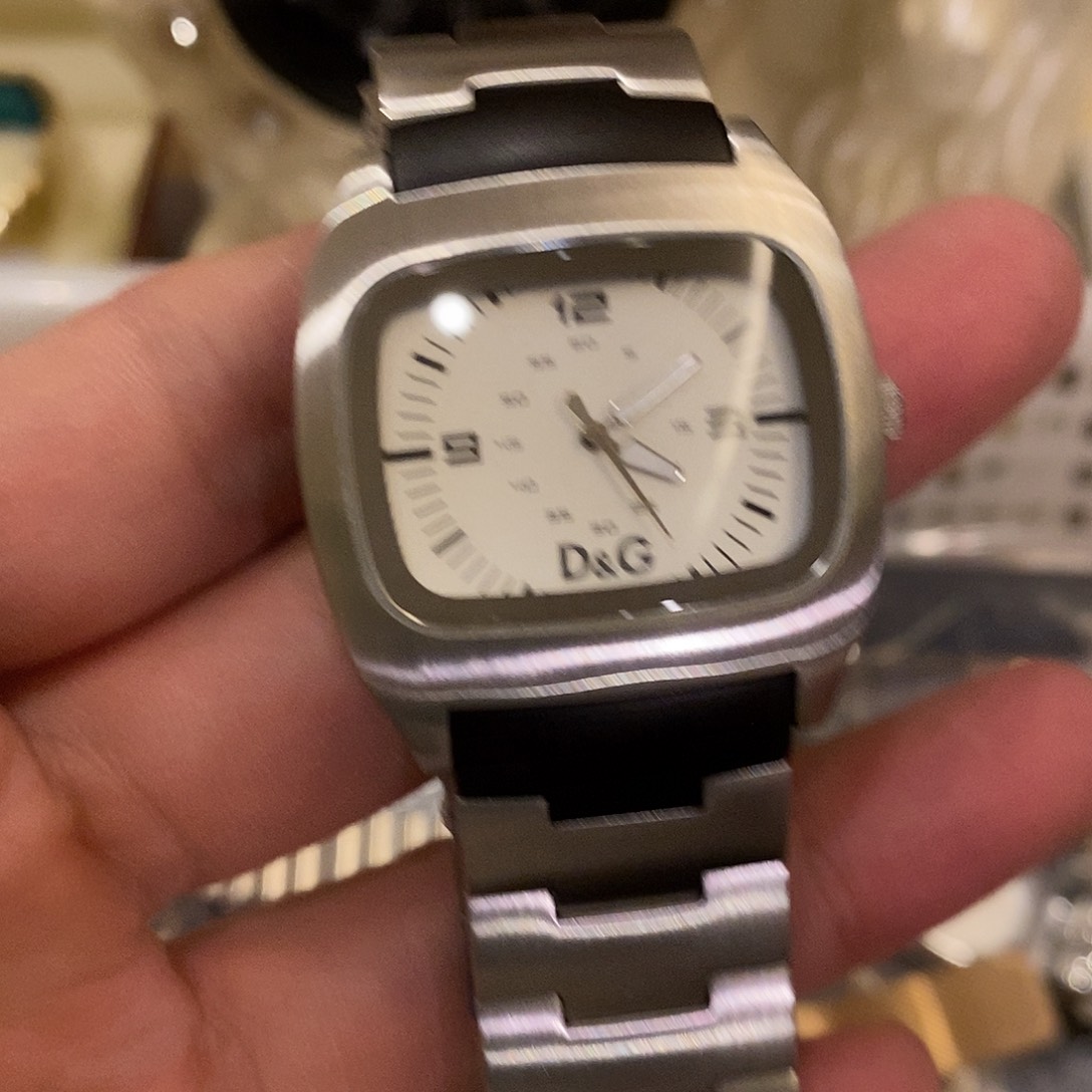 胶带意大利杜嘉方盘电视机腕表