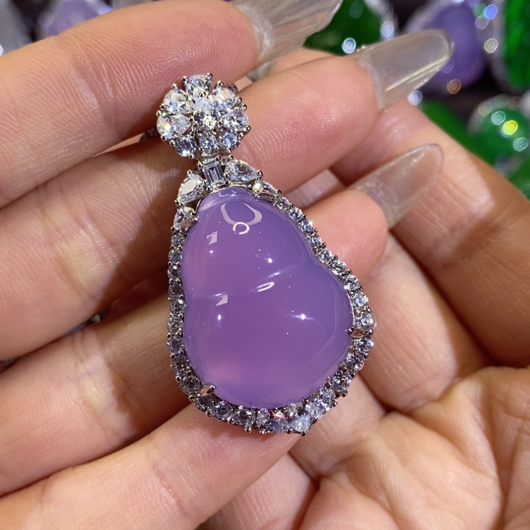 玛瑙/玉髓颈饰未镶嵌