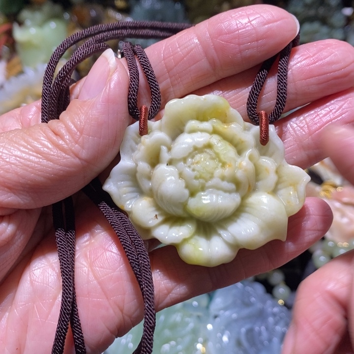 岫玉岫玉吊坠未镶嵌