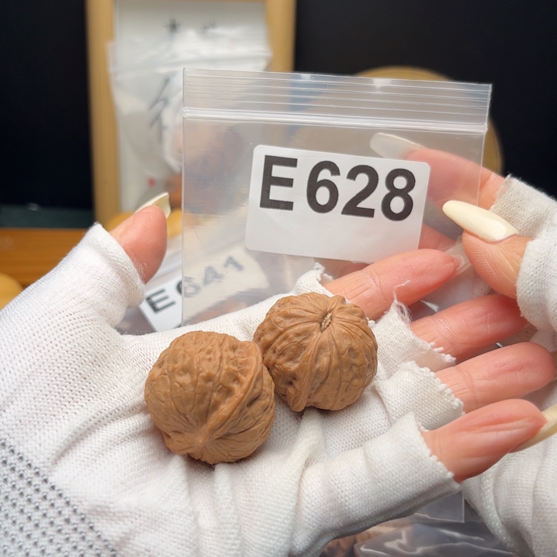 把件文玩核桃30蛇皮纹e628