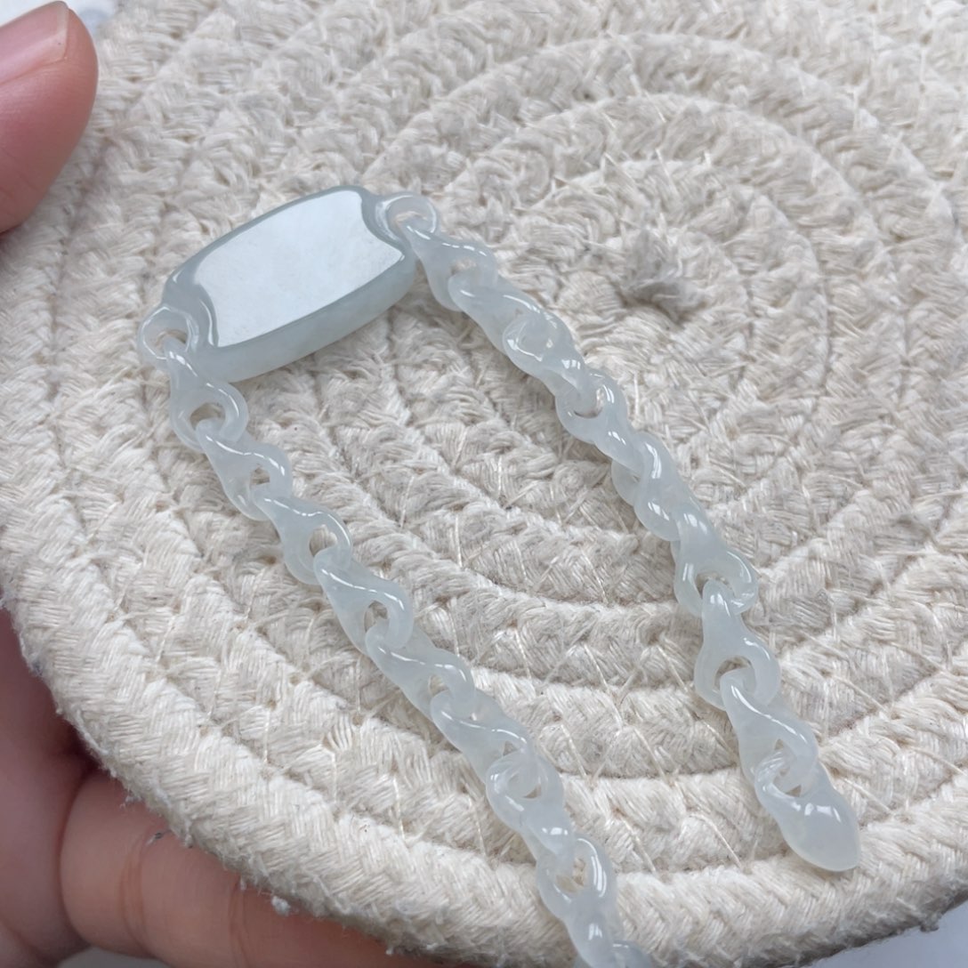 翡翠未镶嵌颈饰天然A货缅甸翡翠