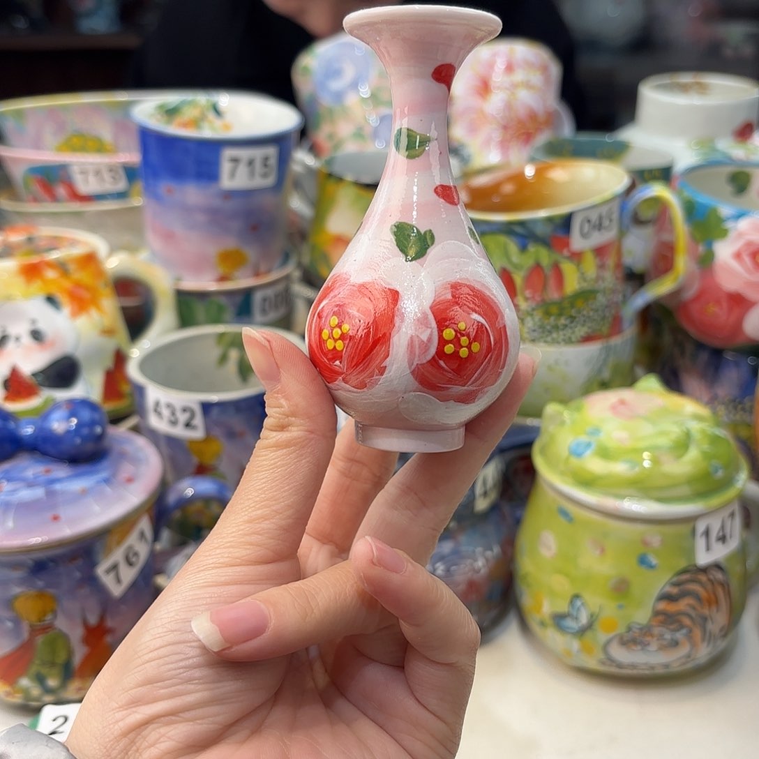 瓷片兔兔好可爱呀