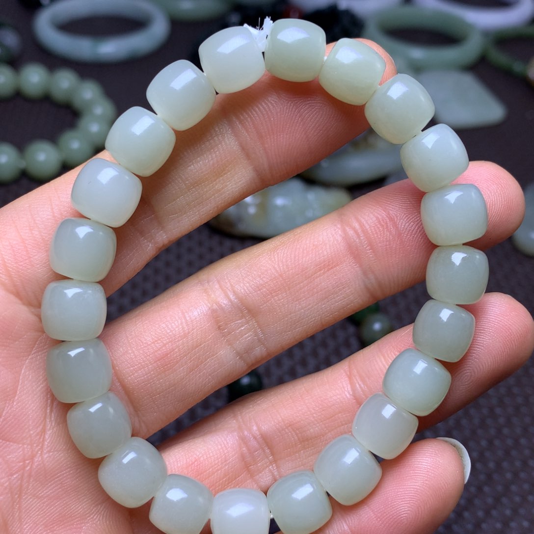 未镶嵌手串和田玉