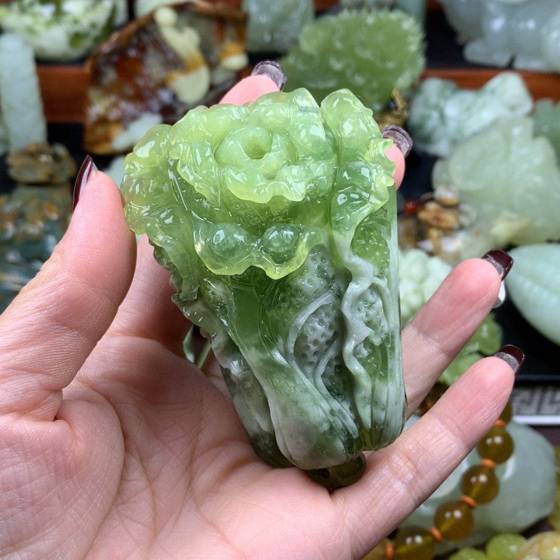 岫玉手把件未镶嵌