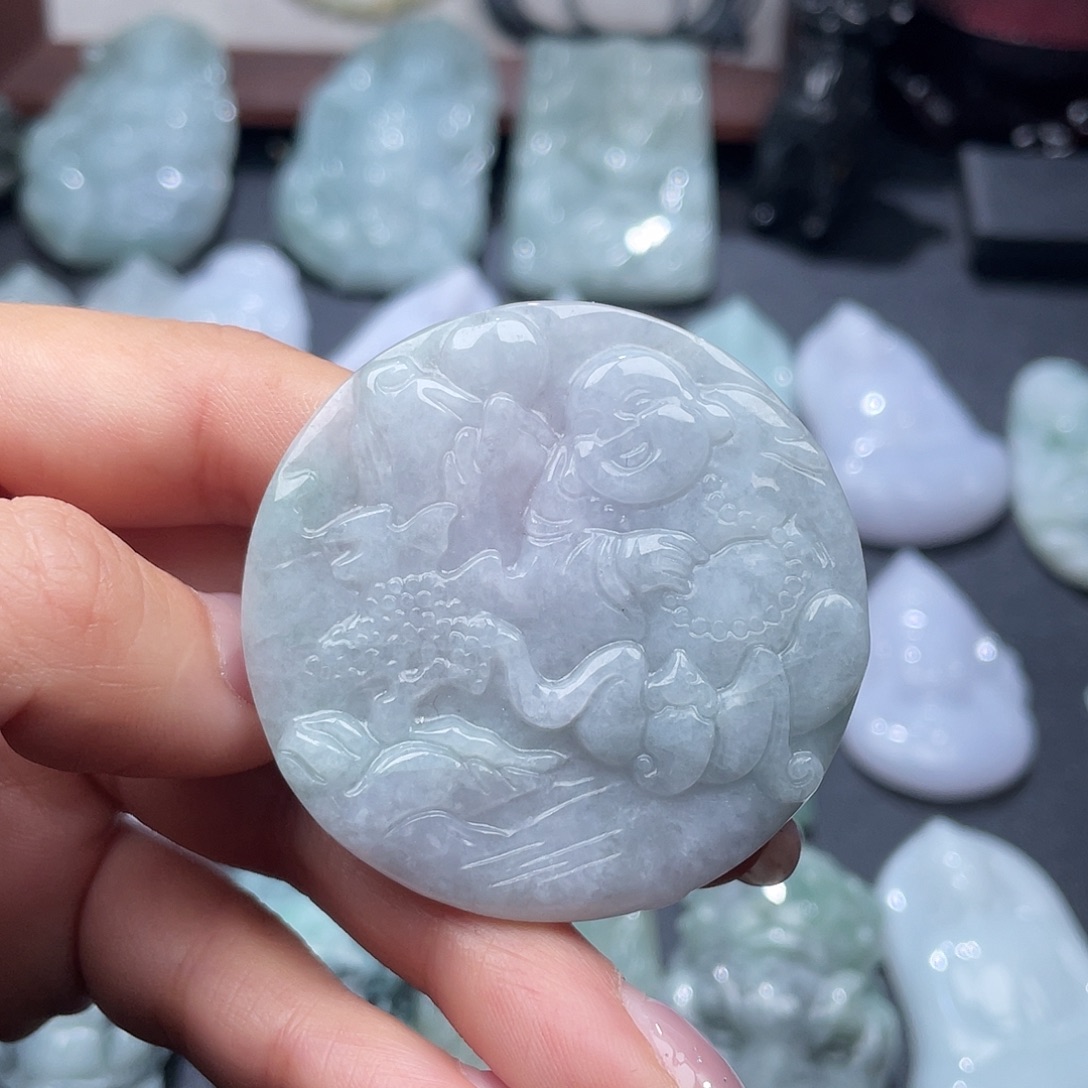 翡翠未镶嵌颈饰翡翠