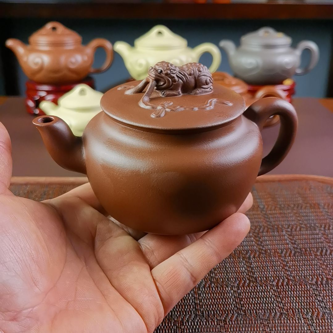 紫砂茶壶紫泥绶带狮钮300CC
