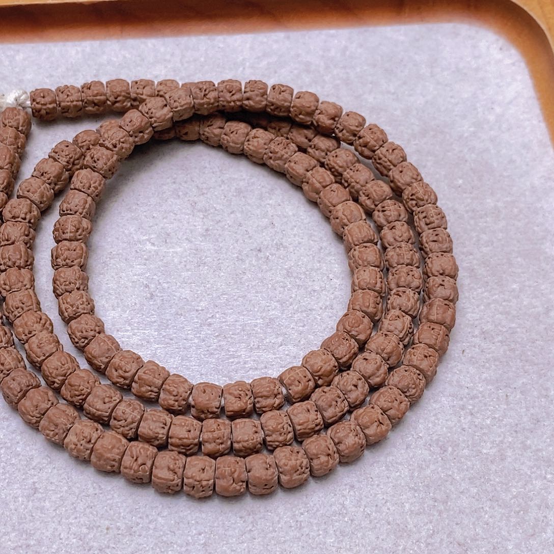 金刚菩提手串龙切小佛手108颗