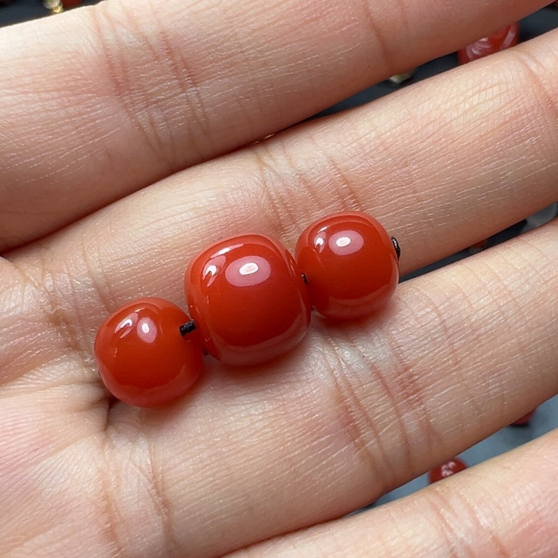 南红玛瑙珠子未镶嵌