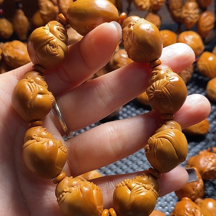 吊坠橄榄核Q***n光背弥勒