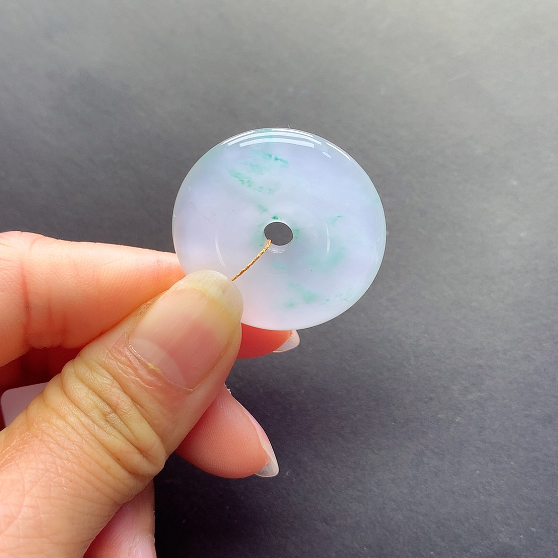 石英质玉颈饰未镶嵌